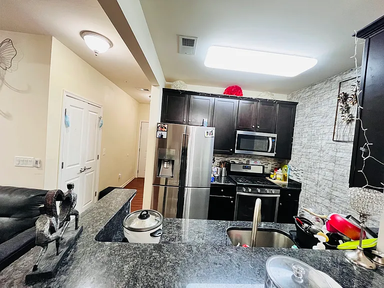 826 Strassle Way — Photo 1