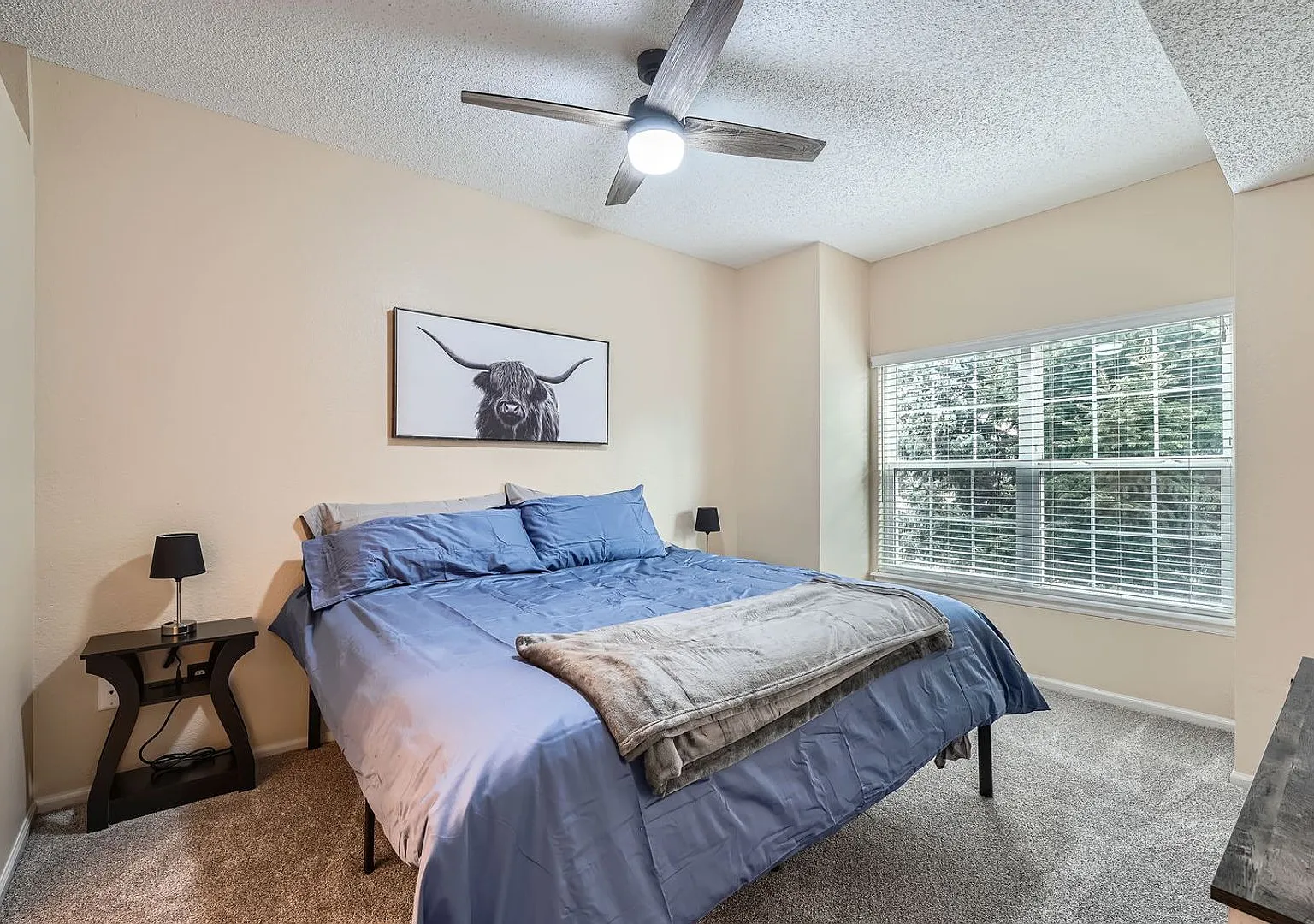 2 BDR Near Boulder Country Club — Photo 3
