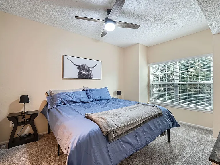 7430 Singing Hills Dr — Photo 3