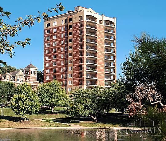 1st image of 2145 Luray Ave Unit 6S