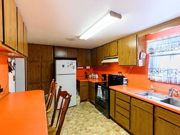 4th image of 1520 9th St