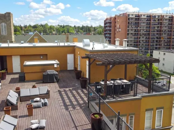 1000 S 15th Ave SW #201, Calgary, AB T2R 0S6