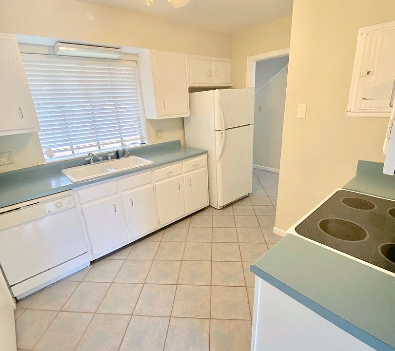 1255 E County Line Rd, Jackson, MS 39211 Zillow