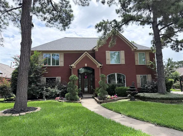 16006 Peach Bough Ln, Houston, TX 77095