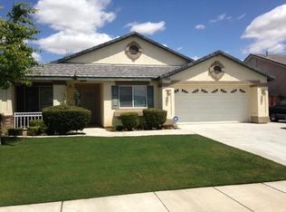 10608 Victoria Falls Ave, Bakersfield, CA 93312