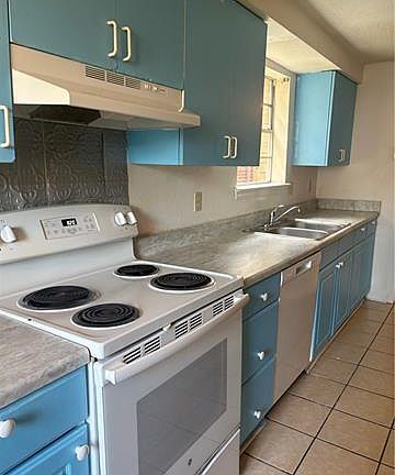 5th image of 2512 Caswell Ln