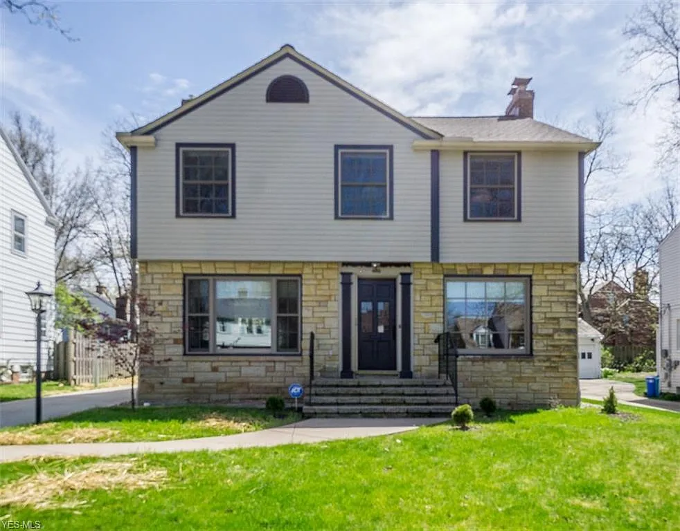 4146 Silsby Rd photo 1