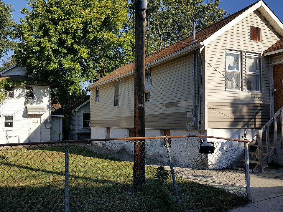 1st image of 1023 Olympia Blvd