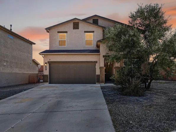 50 Hermanos Loop, Los Lunas, NM 87031