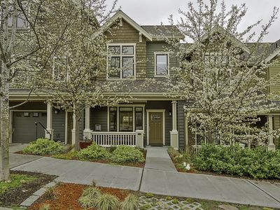 20 A W Etruria St, Seattle, WA, 98119