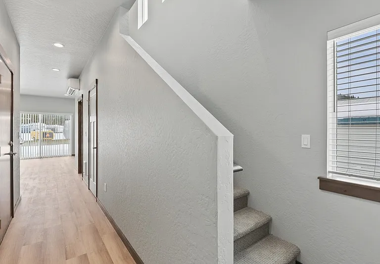 6 7th St #1 — Photo 3