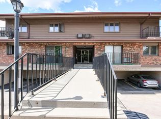 4015 S 84th St APT 2, Greenfield, WI 53228