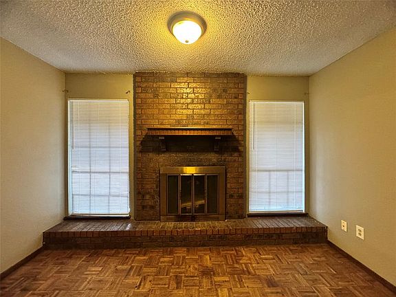 3rd image of 5233 Coble St