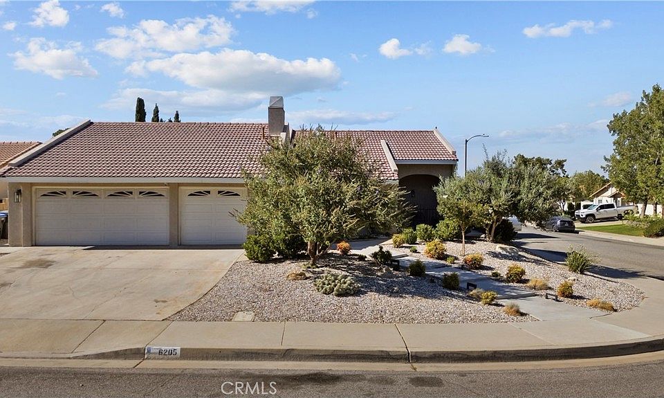 1st image of 6205 Corinthian Pl