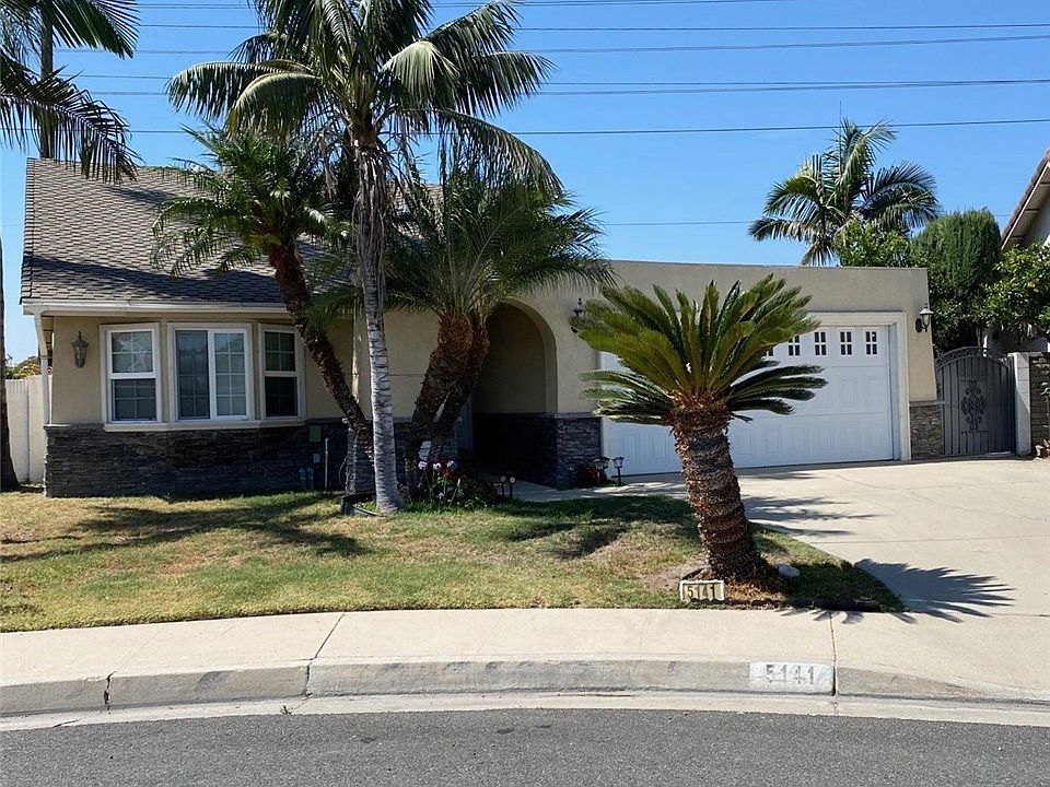 2nd image of 5141 Blairwood Dr