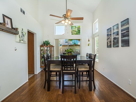 5th image of 39564 Coral Sky Ct