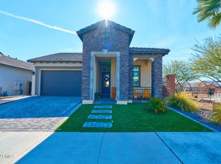 731 E Silver Fox Way, Phoenix, AZ 85048