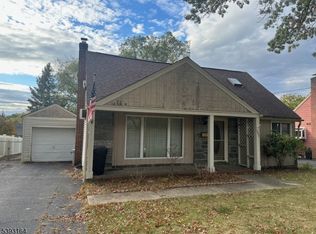 133 Runnymede Rd, West Caldwell, NJ 07006