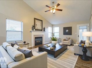 4216 Crosspointe Dr, Columbus, OH 43207