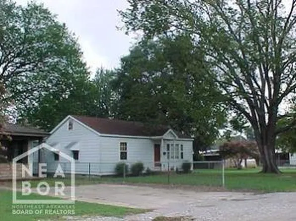 1517 Hines St, Newport, AR 72112