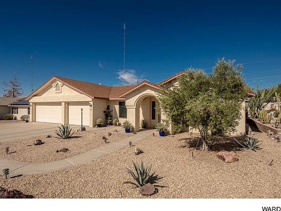 4th image of 3735 Reservation Dr