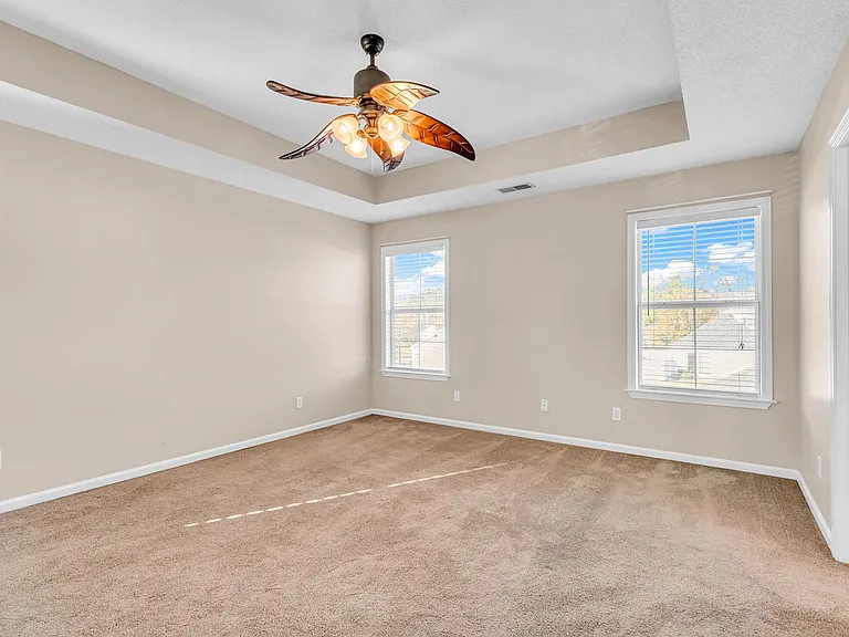 16 Bushwood Dr — Photo 31