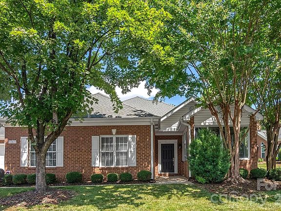 2nd image of 8363 Olde Troon Dr