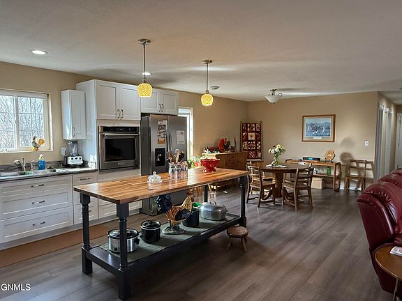 5th image of 163 Brock Way
