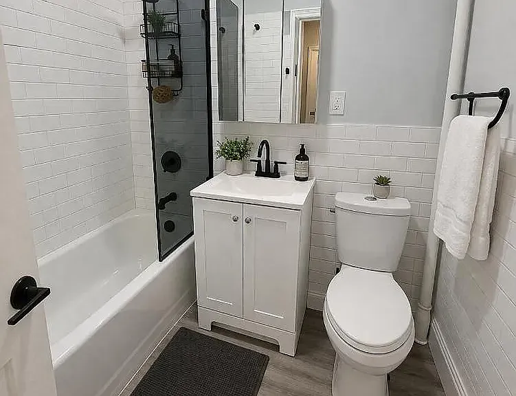 231 E 4th St #5C — Photo 4