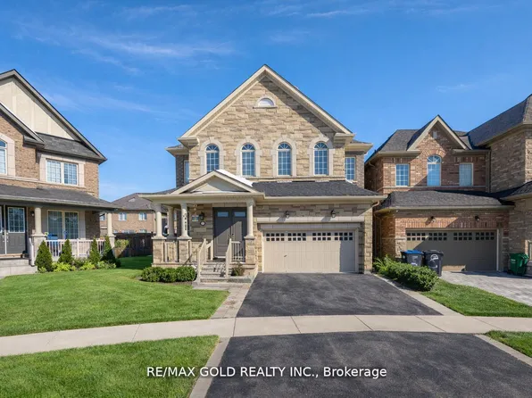 10 Spokanne St, Brampton, ON L6R 4A2