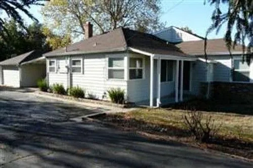 7584 Twin Oaks Ave photo 1