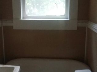 221 A & B Scott St, McComb, MS 39648