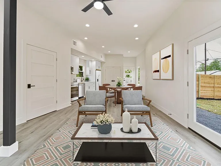 8507 Hathaway Dr #B — Photo 12
