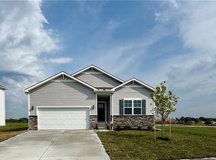 722 Fallen Leaf Dr, Belton, MO 64012