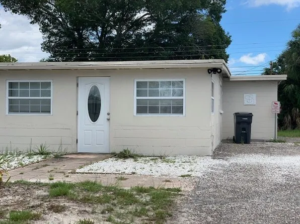 3190 48th Ave N, Saint Petersburg, FL 33714