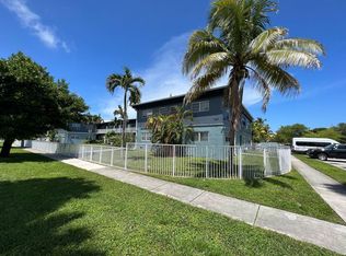16851 NE 21st Ave APT 5, North Miami Beach, FL 33162