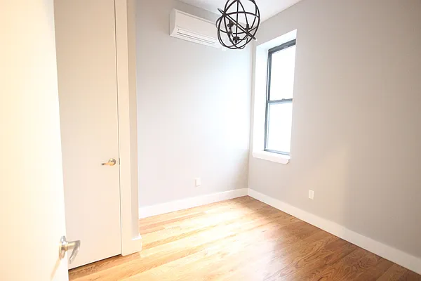 Rented by Nooklyn NYC LLC | media 10