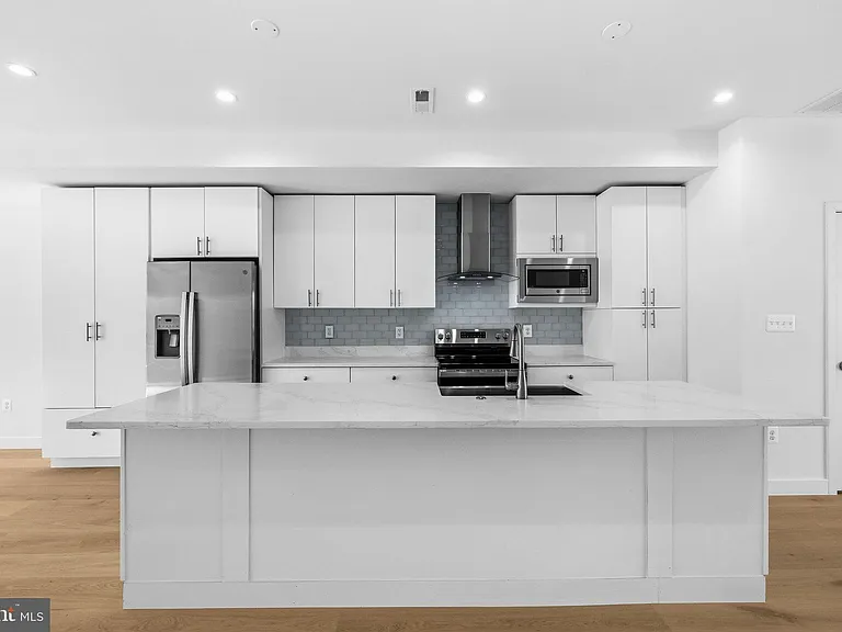 2532 Elvans Rd SE — Photo 26