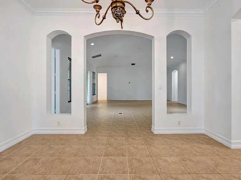 359 Chambord Ter — Photo 14