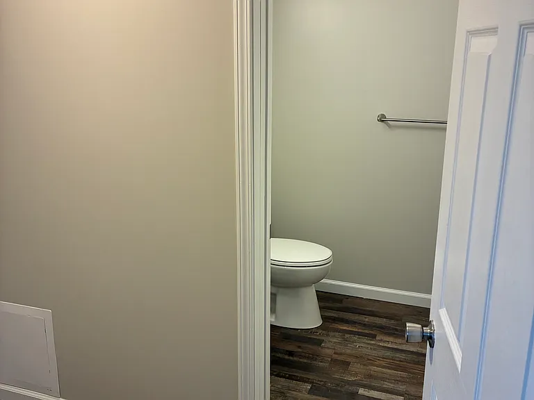 706 N 2nd St — Photo 8