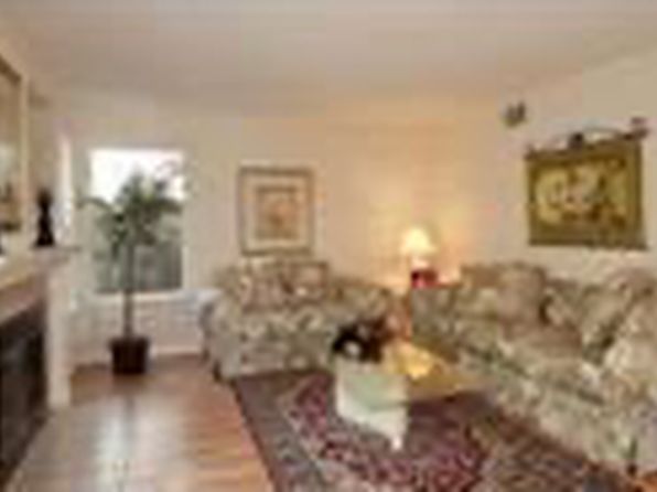 1486 Parkmont Dr