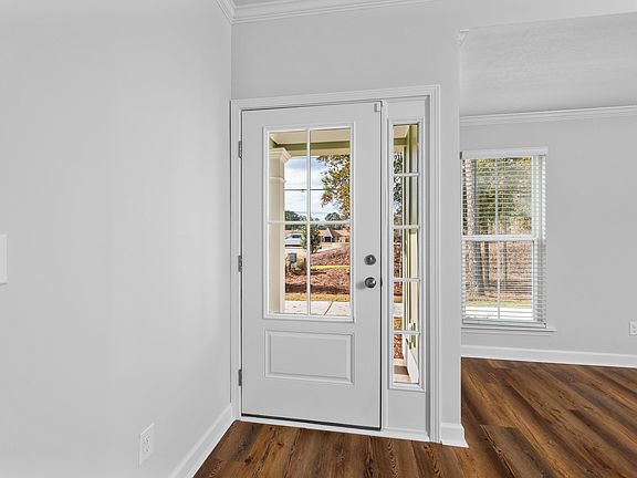 5th image of 207 Riverbank Way #1