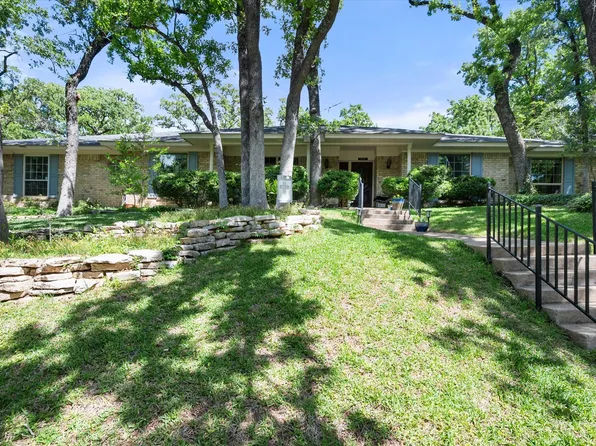2213 Shadywood Ct, Arlington, TX 76012