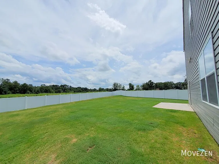 349 Silicon Dr — Photo 3