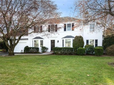 126 Northwoods Road, Manhasset, NY, 11030