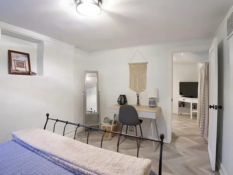 1418 Gaylord St #1 — Photo 2