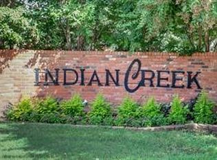 913 Roaring Springs Rd, Fort Worth, TX 76114