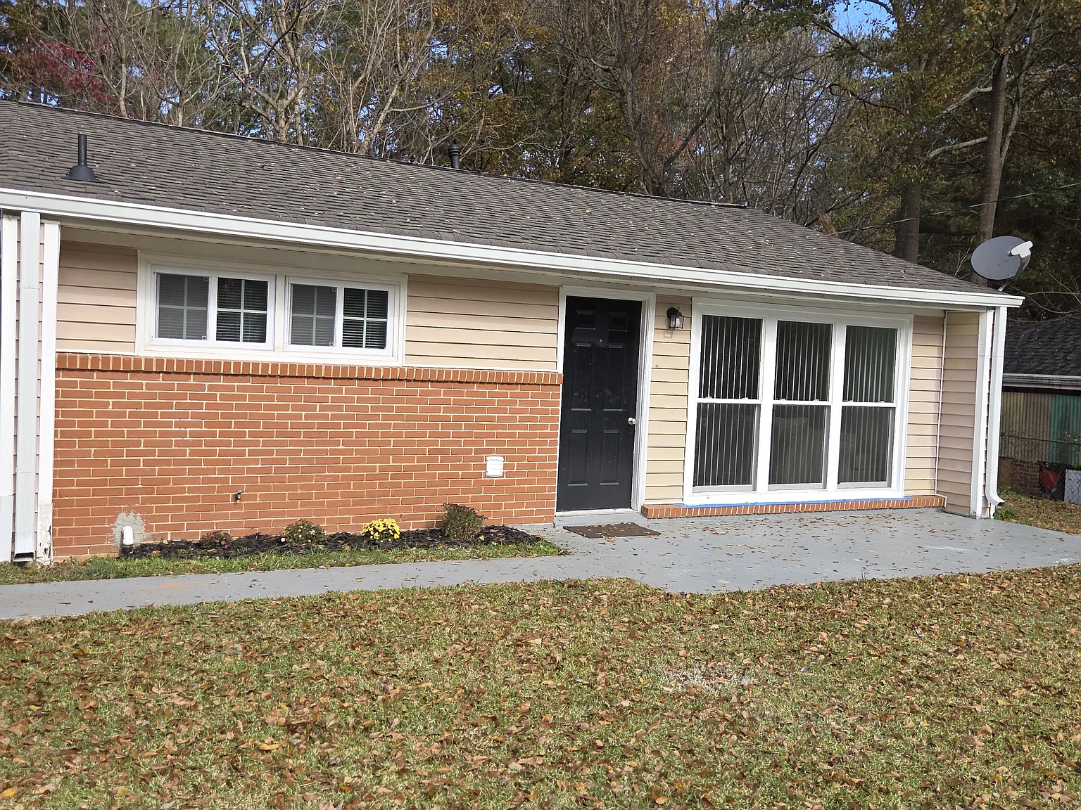 2 bed, 832 sqft, $1,700 — Photo 1