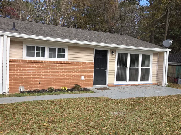 465 Denham St, Riverdale, GA 30274