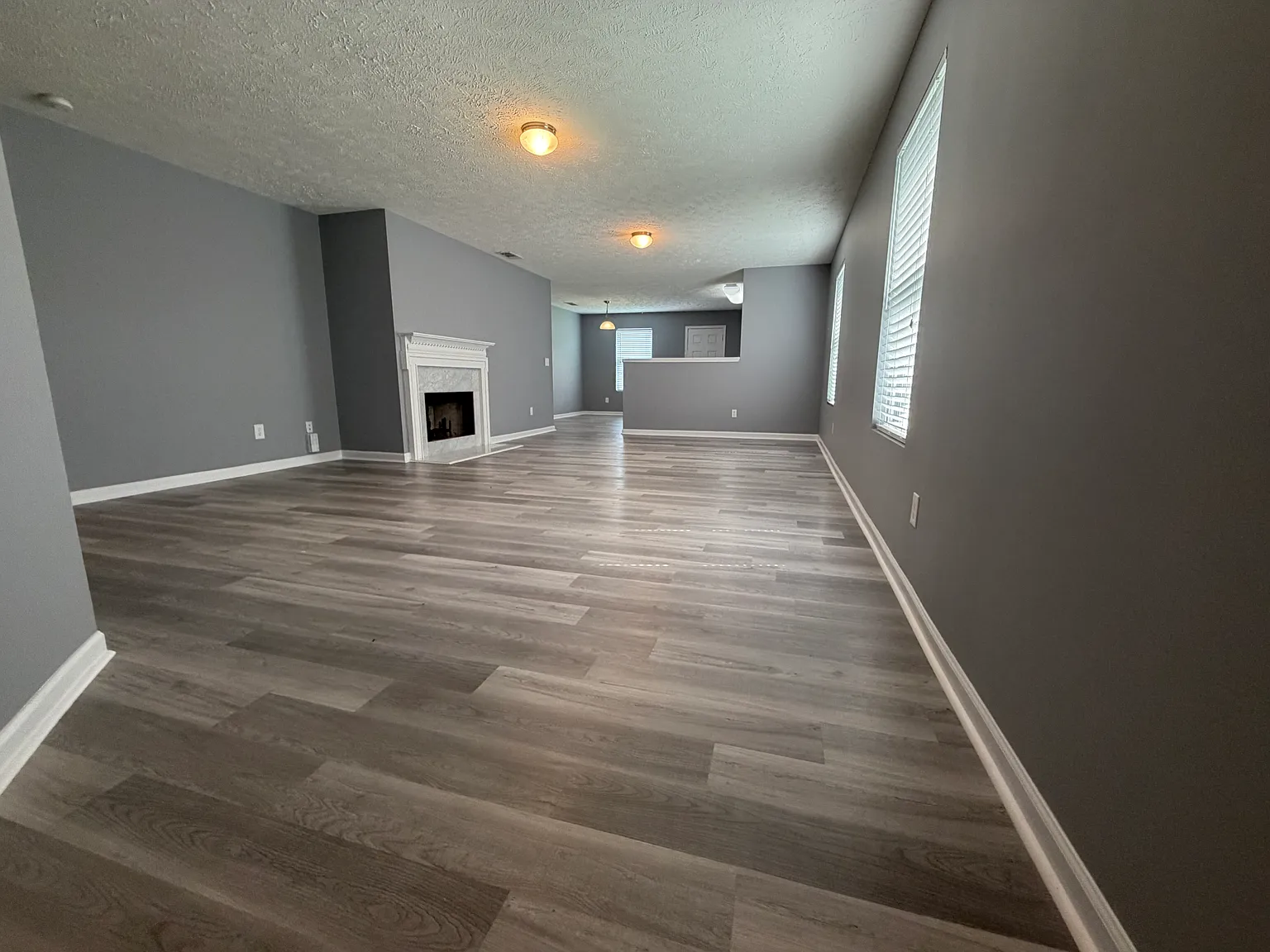 3 bed, 1710 sqft, $2,200 — Photo 2